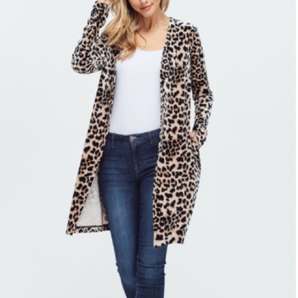 Leopard Print Velvet Cardigan - Picture 3 of 5